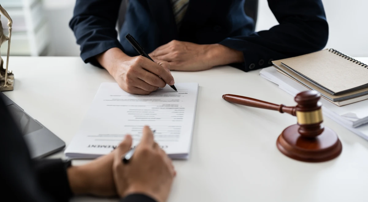 Gestion des contentieux en droit des contrats : comment protéger vos intérêts
