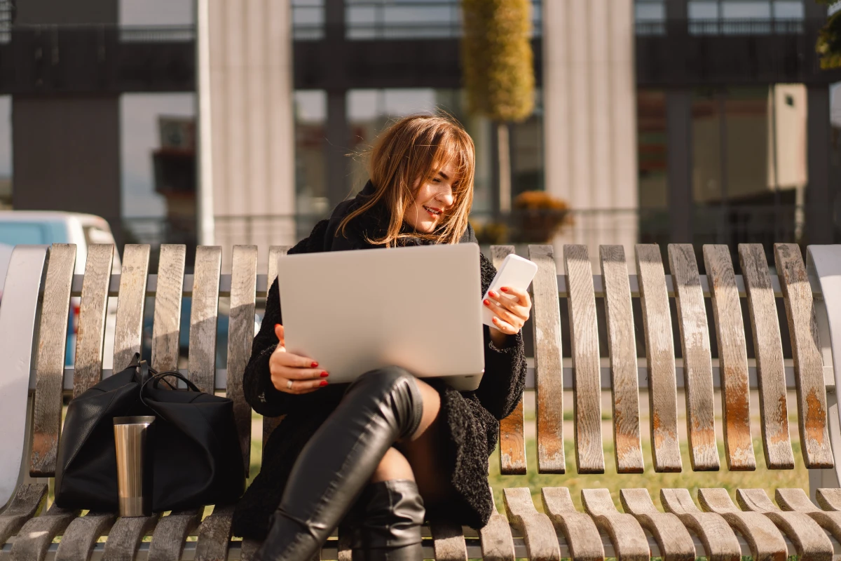 Révolution Freelance : La Nouvelle Ère de la Régulation des Plateformes